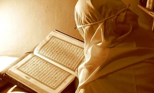 Kumpulan Kata Kata Mutiara Malam Nuzulul Qur'an Quotes Peringatan 17 Ramadhan Terbaru